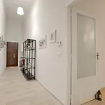 Apartment Ravanas 314 Near Station - Happy Bari