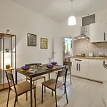 Apartment Ravanas 314 Near Station - Happy Bari